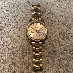 Rose gold fossil watch